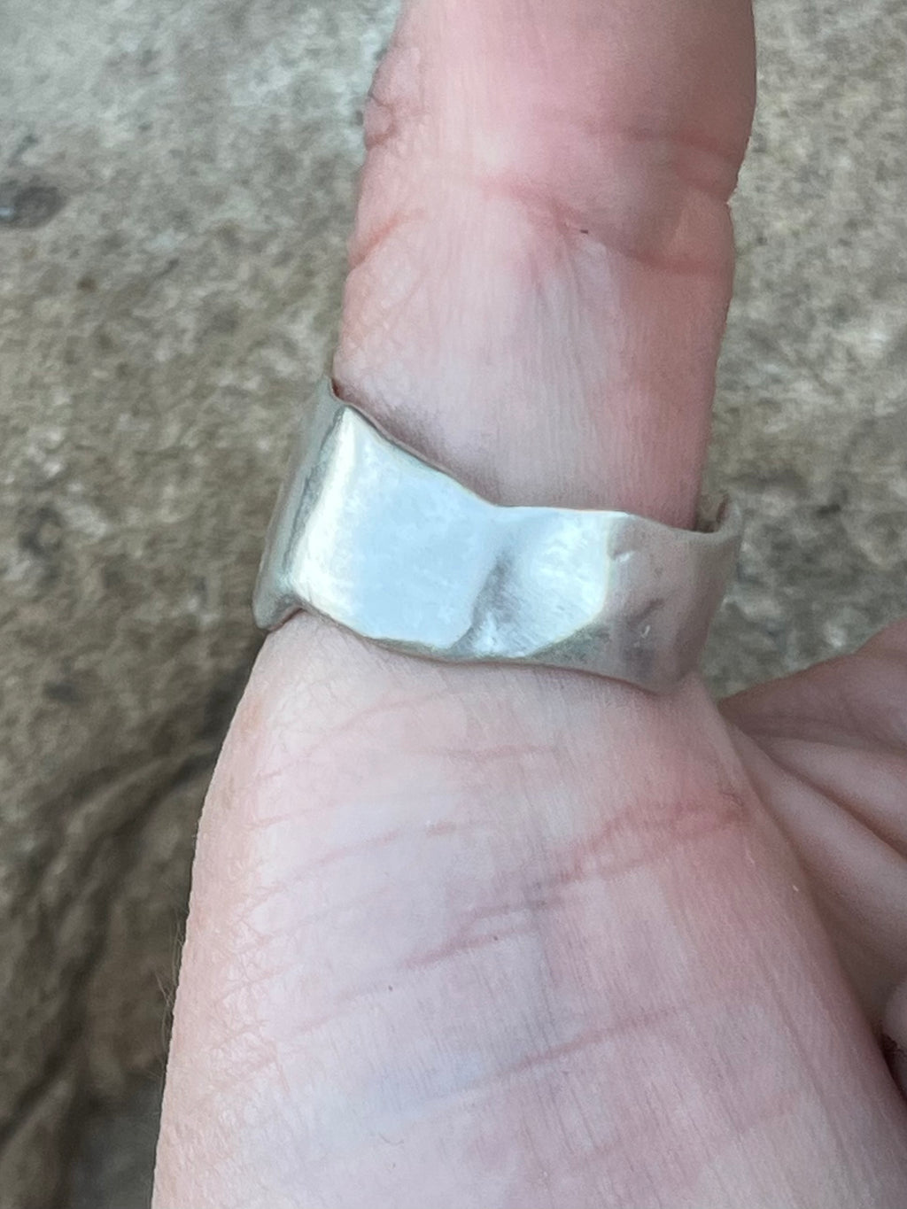 kelpy ring *wide