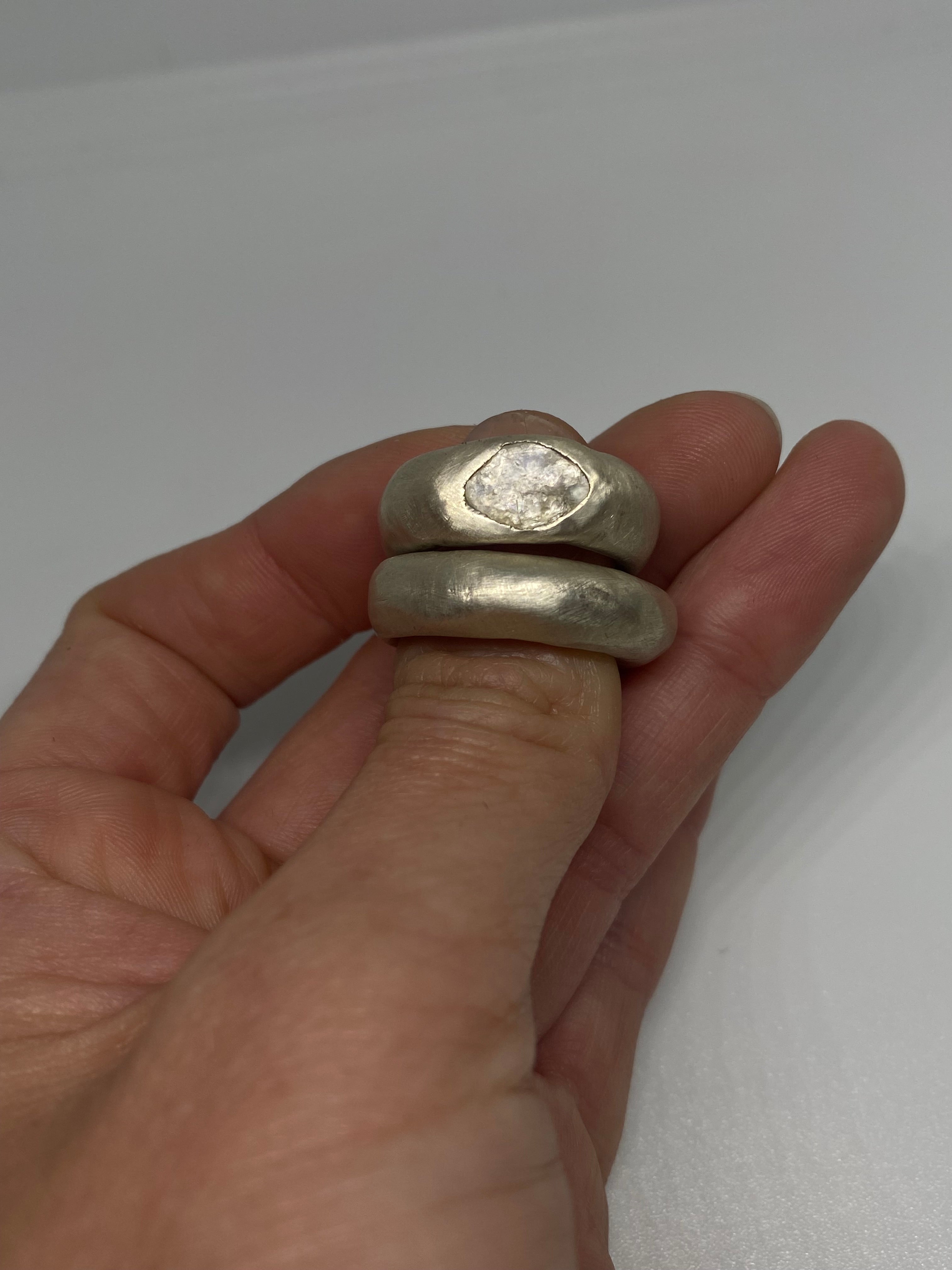 shell chip & silver band couple