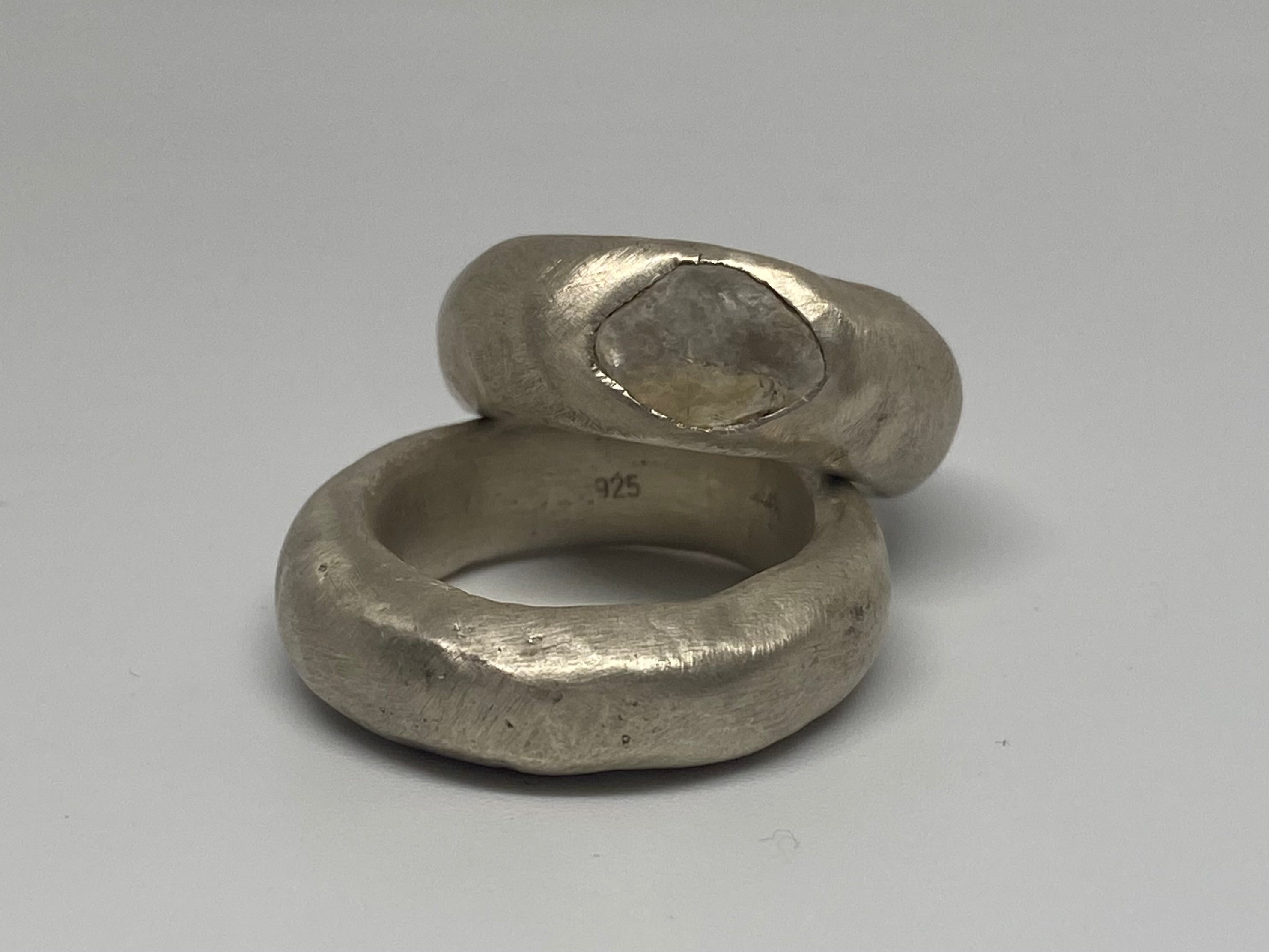 shell chip & silver band couple
