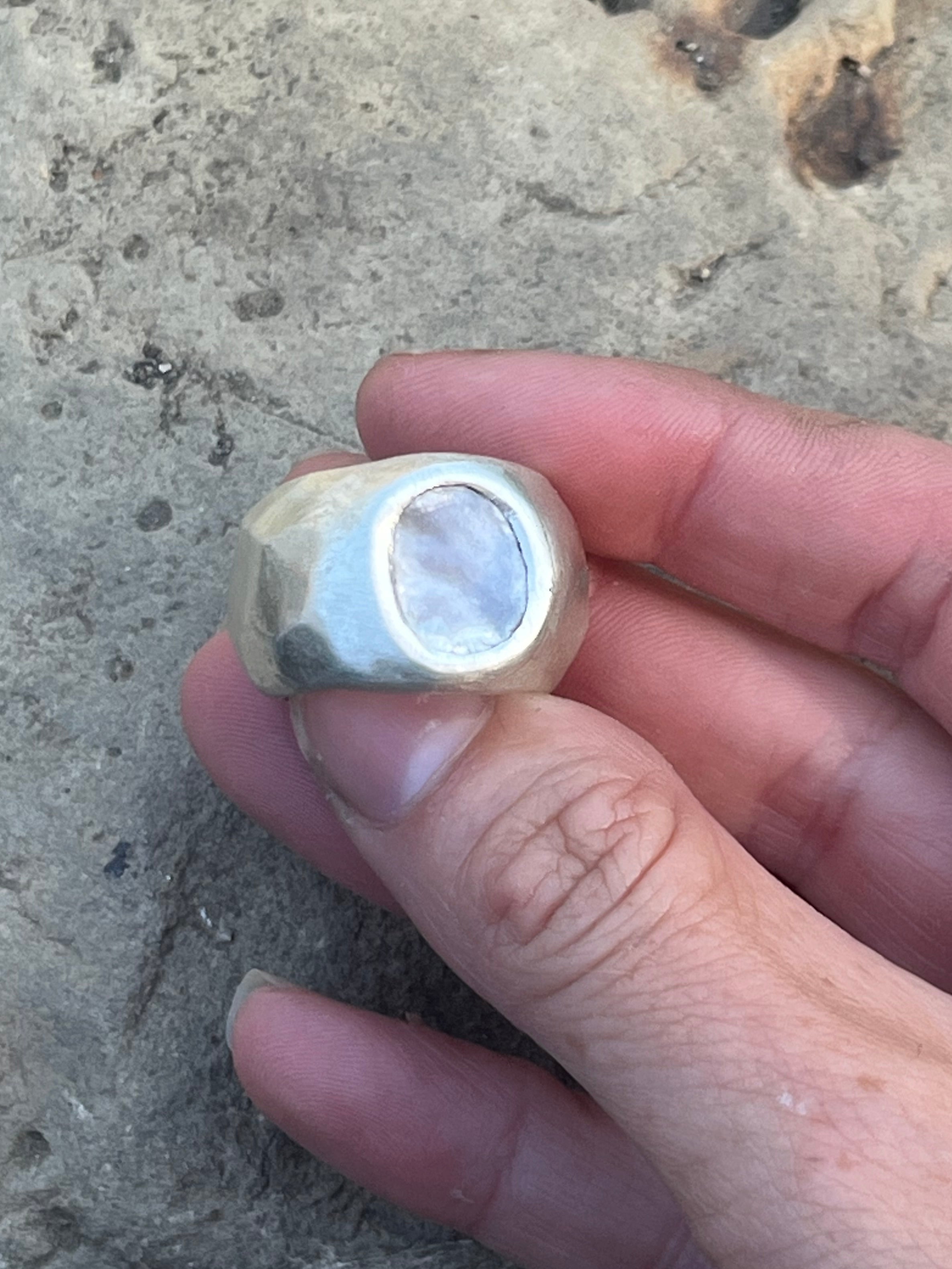 heavy mother of pearl tube ring~ size 6.5-6.75