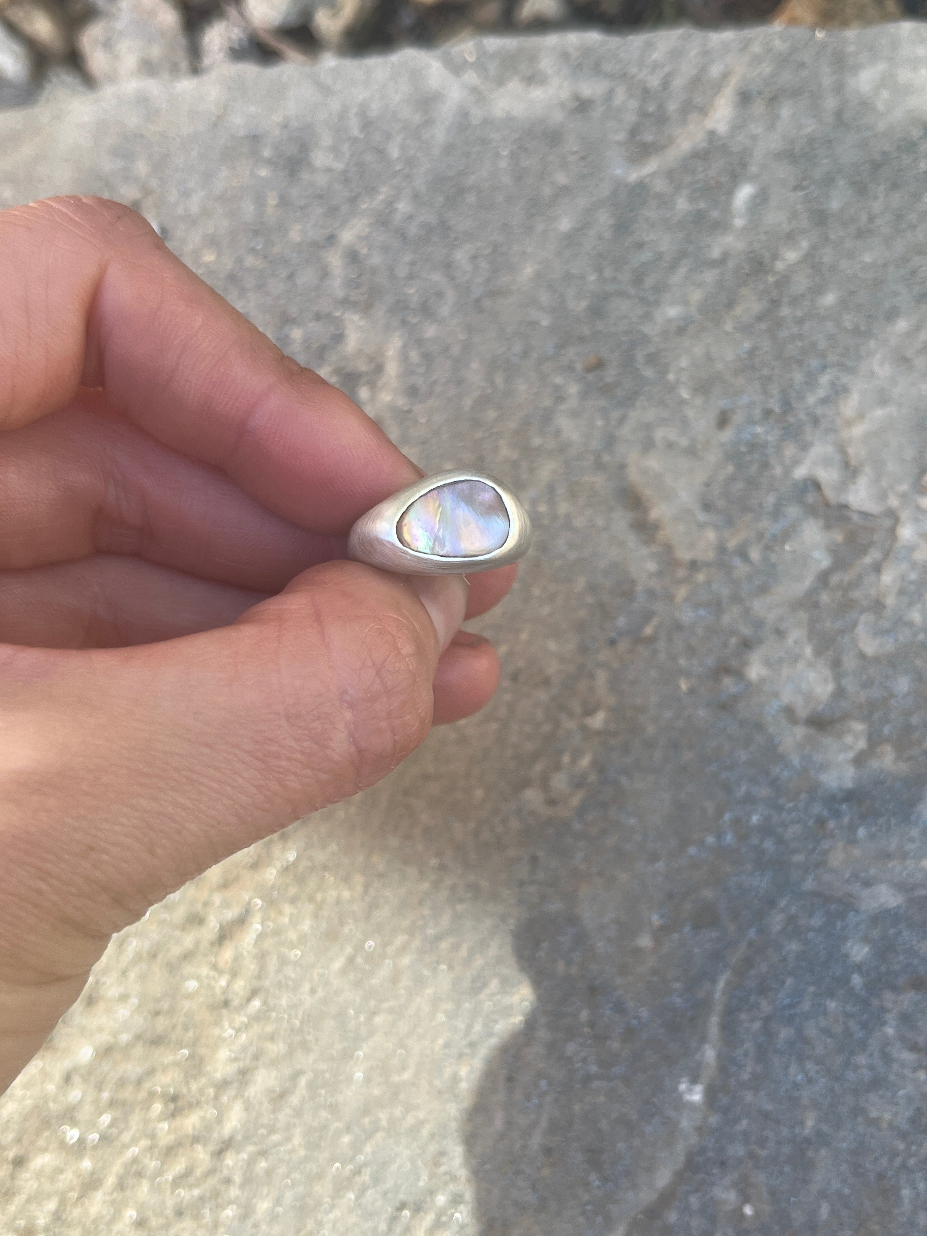 abalone ring~size 4.5