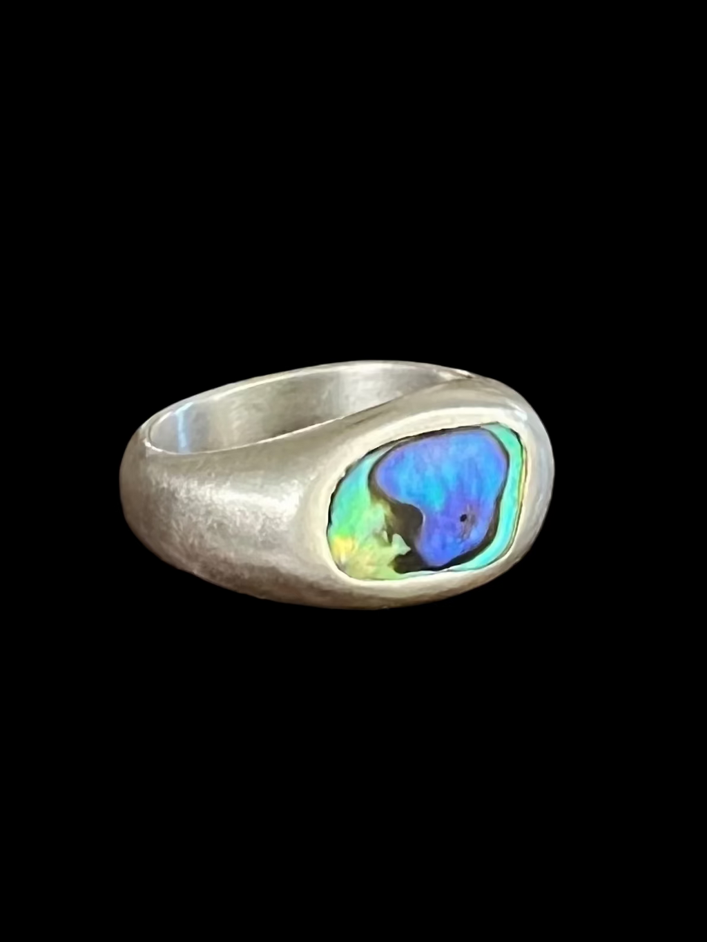 mini abalone ring~ size 4.75