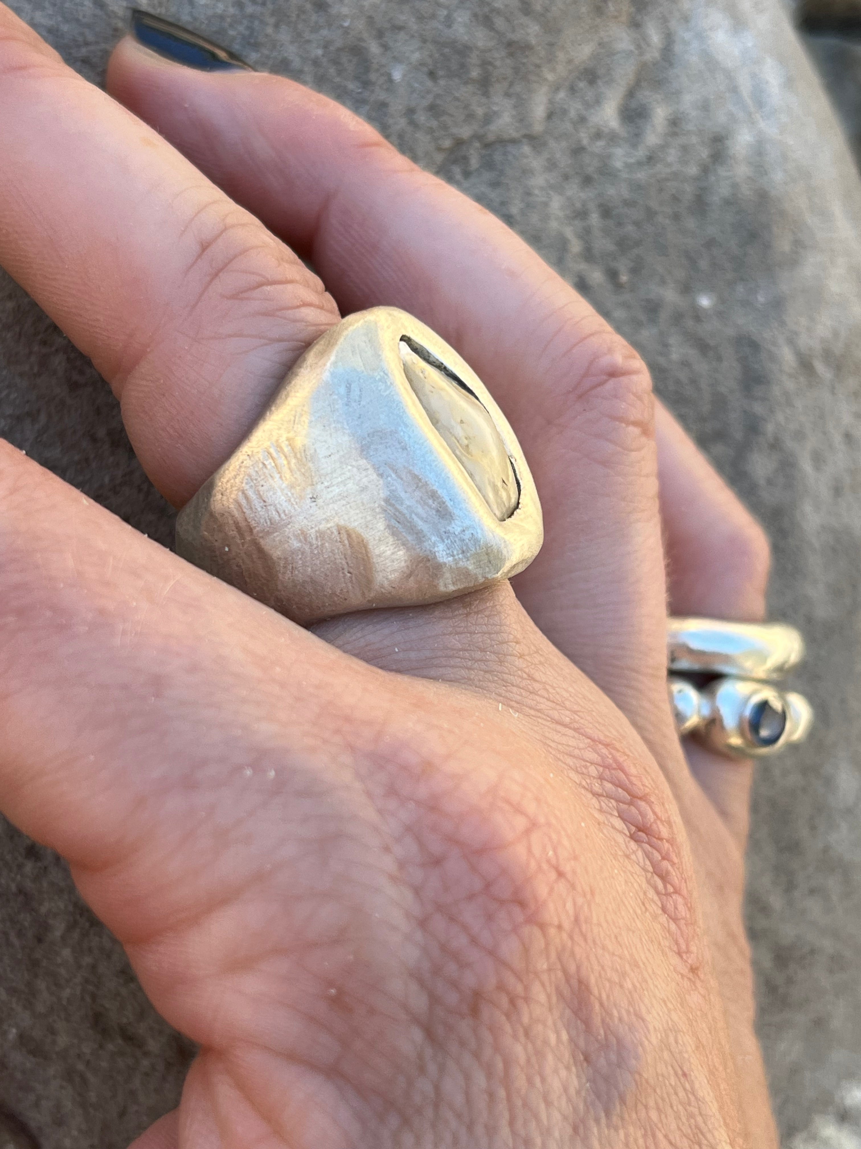mother of pearl heavy organic ring ~ size 6.5