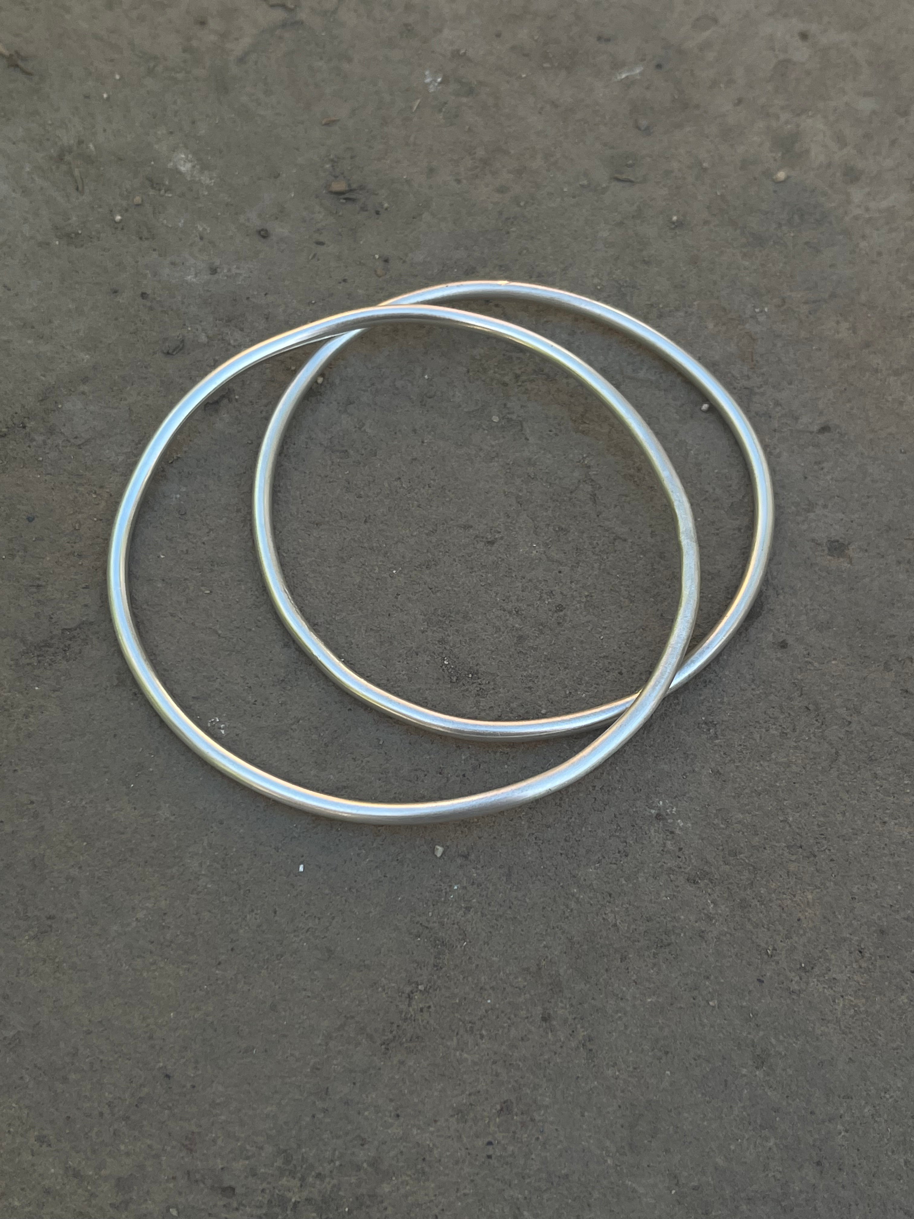 thin stacking bangle