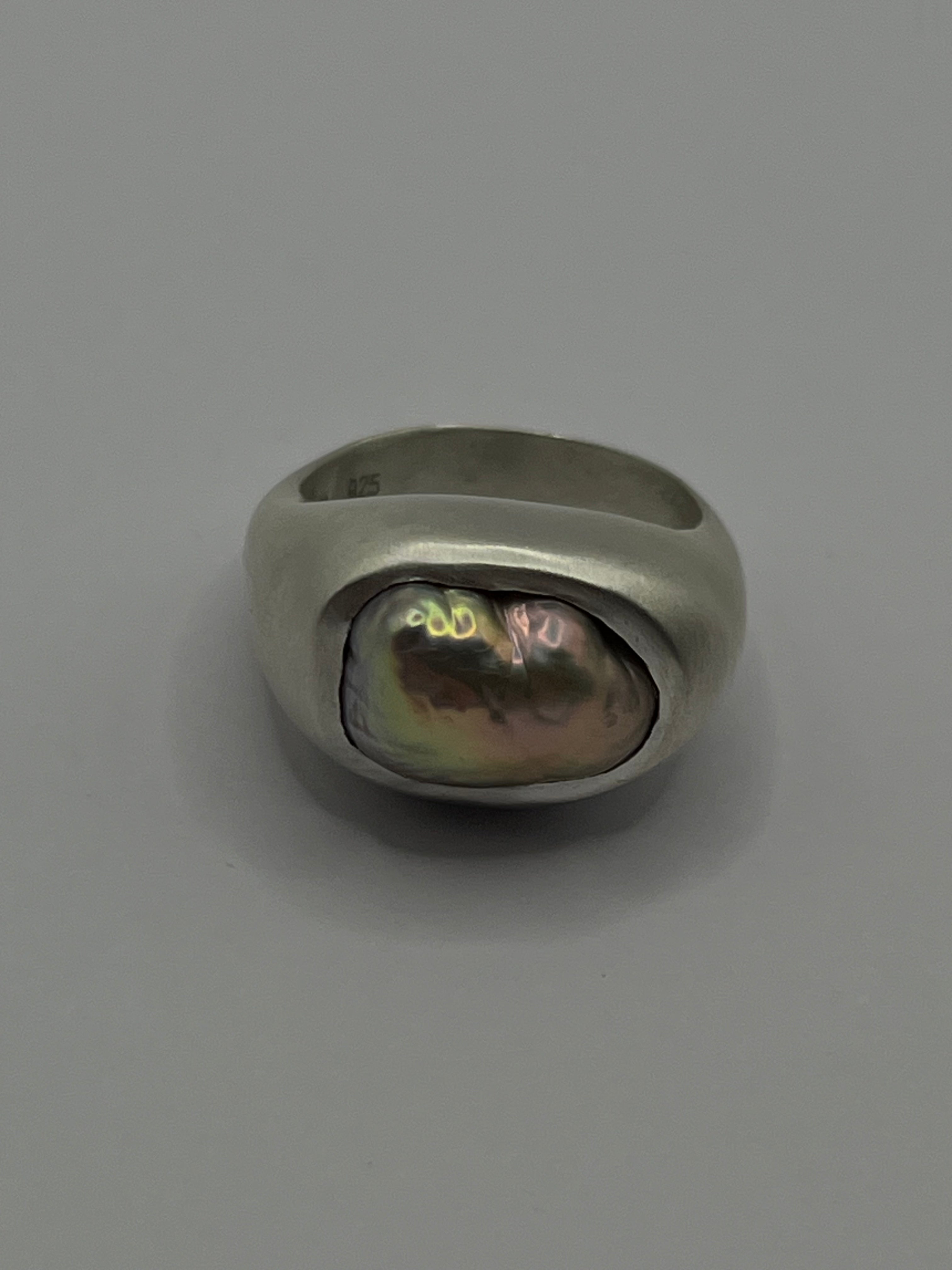 pearl ring~size 7
