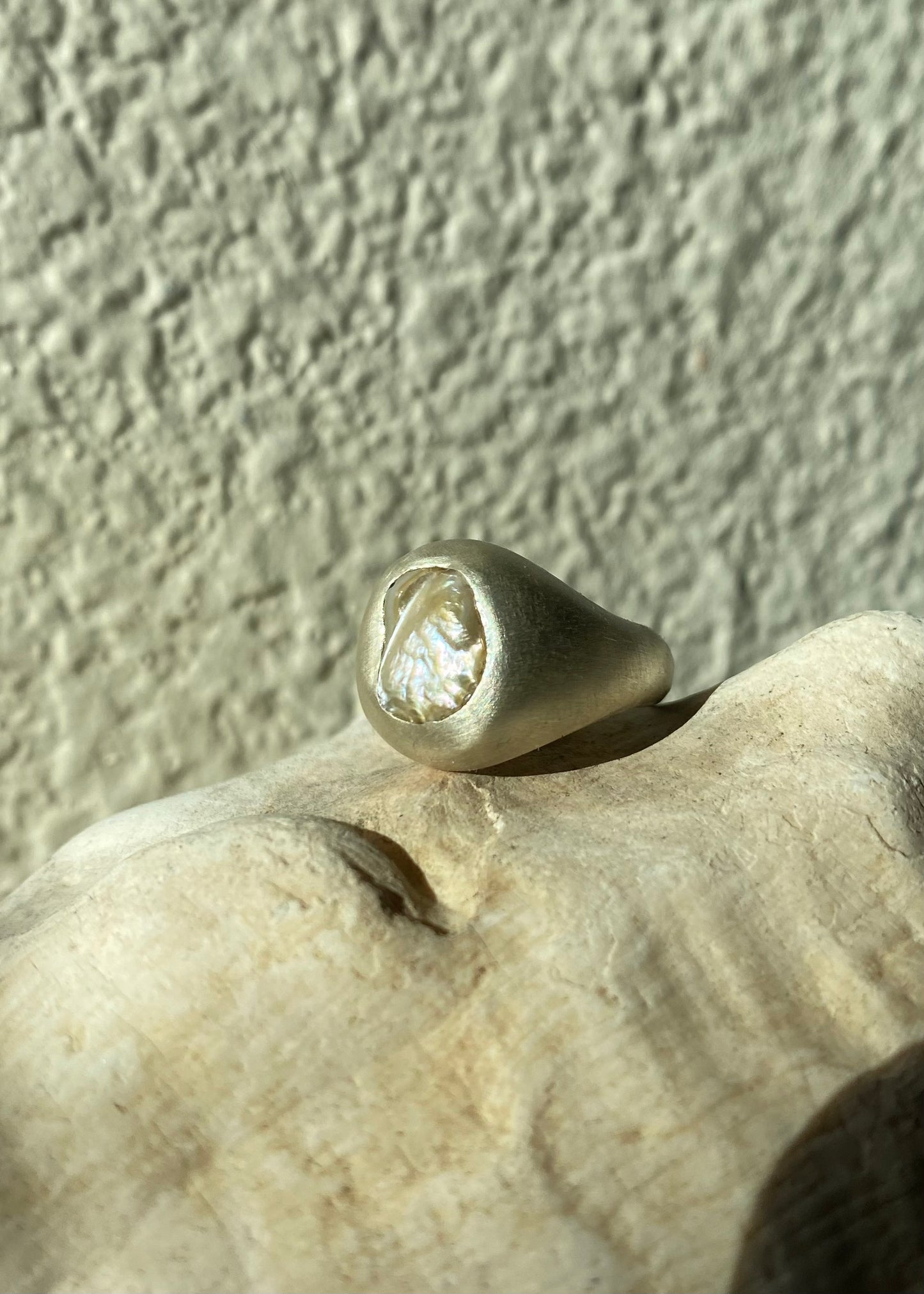 shell chunk ring~ no.1